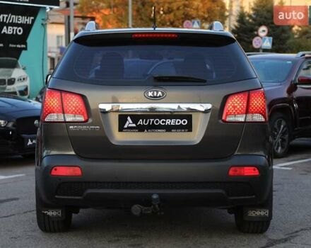 Коричневий Кіа Соренто, об'ємом двигуна 2.4 л та пробігом 119 тис. км за 13000 $, фото 4 на Automoto.ua