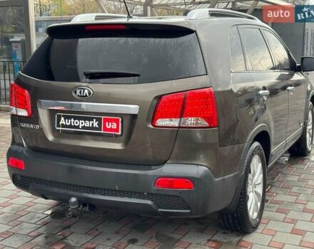Коричневый Киа Соренто, объемом двигателя 2.2 л и пробегом 156 тыс. км за 12990 $, фото 4 на Automoto.ua