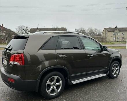 Коричневий Кіа Соренто, об'ємом двигуна 2.2 л та пробігом 300 тис. км за 12300 $, фото 10 на Automoto.ua