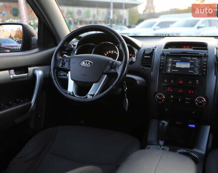 Коричневий Кіа Соренто, об'ємом двигуна 2.4 л та пробігом 119 тис. км за 13000 $, фото 10 на Automoto.ua