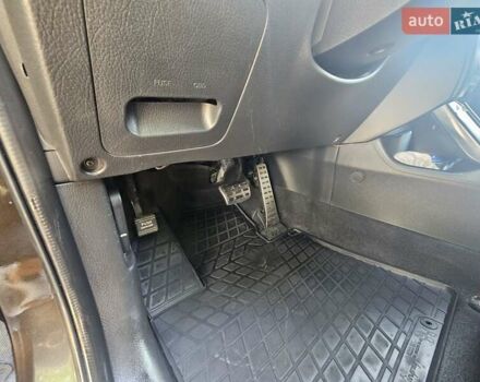 Коричневий Кіа Соренто, об'ємом двигуна 2.2 л та пробігом 287 тис. км за 12700 $, фото 9 на Automoto.ua