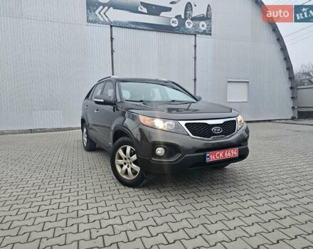 Коричневий Кіа Соренто, об'ємом двигуна 2.2 л та пробігом 265 тис. км за 10999 $, фото 1 на Automoto.ua