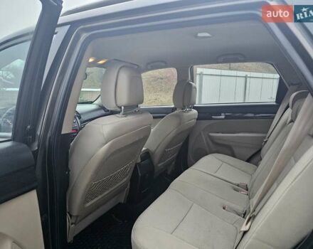 Коричневий Кіа Соренто, об'ємом двигуна 2.2 л та пробігом 265 тис. км за 10999 $, фото 47 на Automoto.ua