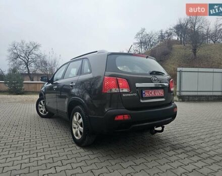Коричневий Кіа Соренто, об'ємом двигуна 2.2 л та пробігом 265 тис. км за 10999 $, фото 24 на Automoto.ua