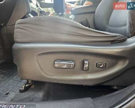 Коричневий Кіа Соренто, об'ємом двигуна 2.2 л та пробігом 287 тис. км за 12700 $, фото 1 на Automoto.ua