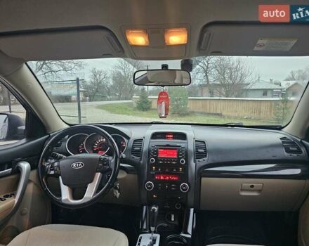 Коричневий Кіа Соренто, об'ємом двигуна 2.2 л та пробігом 265 тис. км за 10999 $, фото 51 на Automoto.ua