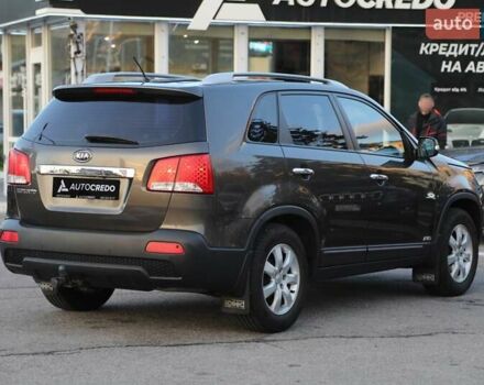 Коричневий Кіа Соренто, об'ємом двигуна 2.4 л та пробігом 119 тис. км за 13000 $, фото 3 на Automoto.ua