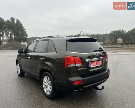 Коричневый Киа Соренто, объемом двигателя 2.2 л и пробегом 258 тыс. км за 13300 $, фото 5 на Automoto.ua