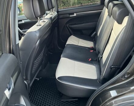 Коричневий Кіа Соренто, об'ємом двигуна 2.2 л та пробігом 226 тис. км за 14950 $, фото 12 на Automoto.ua