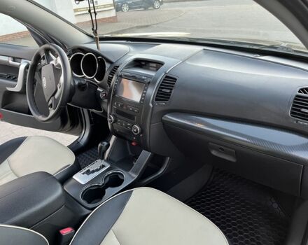 Коричневий Кіа Соренто, об'ємом двигуна 2.2 л та пробігом 226 тис. км за 14950 $, фото 17 на Automoto.ua