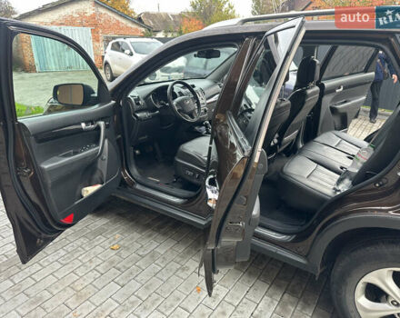 Киа Соренто 2012 в Бородянке на Automoto.ua Коричневый Киа Соренто, объемом двигателя 2.2 л и пробегом 285 тыс. км за 14000 $, фото 7 на Automoto.ua