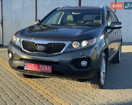 Коричневый Киа Соренто, объемом двигателя 2.2 л и пробегом 198 тыс. км за 13699 $, фото 2 на Automoto.ua