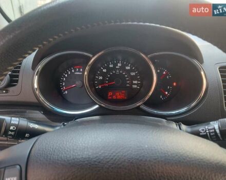 Коричневий Кіа Соренто, об'ємом двигуна 2.4 л та пробігом 242 тис. км за 11500 $, фото 3 на Automoto.ua