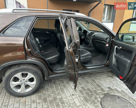 Киа Соренто 2012 в Бородянке на Automoto.ua Коричневый Киа Соренто, объемом двигателя 2.2 л и пробегом 285 тыс. км за 14000 $, фото 8 на Automoto.ua