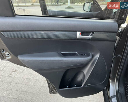 Коричневий Кіа Соренто, об'ємом двигуна 2.2 л та пробігом 226 тис. км за 14950 $, фото 45 на Automoto.ua