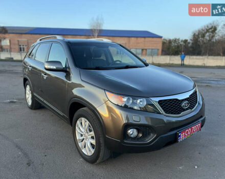 Коричневый Киа Соренто, объемом двигателя 2 л и пробегом 155 тыс. км за 12777 $, фото 5 на Automoto.ua