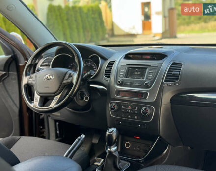 Коричневый Киа Соренто, объемом двигателя 2.2 л и пробегом 212 тыс. км за 15500 $, фото 24 на Automoto.ua