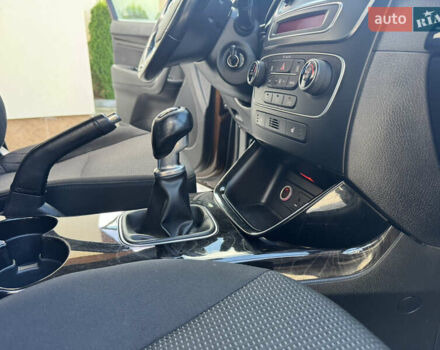 Коричневый Киа Соренто, объемом двигателя 2.2 л и пробегом 212 тыс. км за 15500 $, фото 22 на Automoto.ua