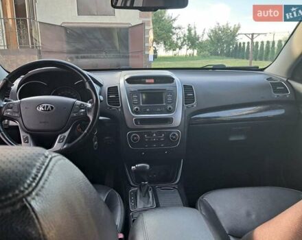 Коричневий Кіа Соренто, об'ємом двигуна 2.2 л та пробігом 232 тис. км за 14800 $, фото 4 на Automoto.ua