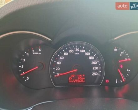 Коричневый Киа Соренто, объемом двигателя 2.2 л и пробегом 230 тыс. км за 15200 $, фото 7 на Automoto.ua