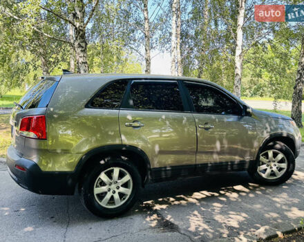 Коричневый Киа Соренто, объемом двигателя 2.4 л и пробегом 93 тыс. км за 13200 $, фото 6 на Automoto.ua