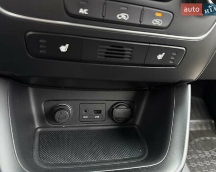 Коричневий Кіа Соренто, об'ємом двигуна 2.2 л та пробігом 91 тис. км за 18700 $, фото 45 на Automoto.ua