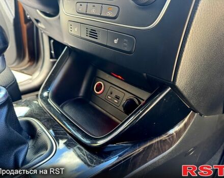 Коричневый Киа Соренто, объемом двигателя 2.2 л и пробегом 212 тыс. км за 15500 $, фото 7 на Automoto.ua