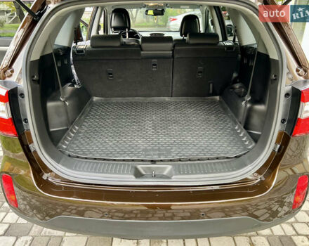 Киа Соренто 2014 в Виннице на Automoto.ua Коричневый Киа Соренто, объемом двигателя 2.2 л и пробегом 59 тыс. км за 21200 $, фото 19 на Automoto.ua