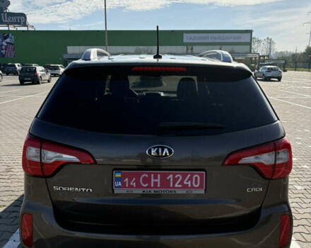 Киа Соренто 2014 в Черновцах на Automoto.ua Коричневый Киа Соренто, объемом двигателя 2.2 л и пробегом 202 тыс. км за 18000 $, фото 6 на Automoto.ua
