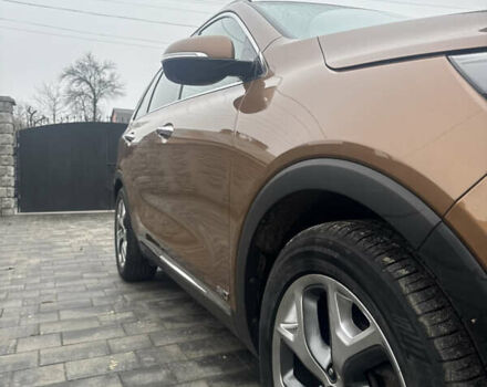 Коричневий Кіа Соренто, об'ємом двигуна 0 л та пробігом 180 тис. км за 19900 $, фото 8 на Automoto.ua