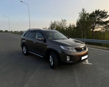 Коричневый Киа Соренто, объемом двигателя 2.4 л и пробегом 64 тыс. км за 12900 $, фото 2 на Automoto.ua