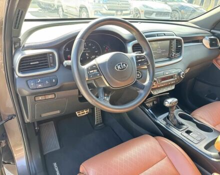 Коричневый Киа Соренто, объемом двигателя 3.3 л и пробегом 40 тыс. км за 9000 $, фото 9 на Automoto.ua