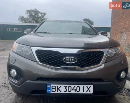 Коричневий Кіа Соренто, об'ємом двигуна 2.2 л та пробігом 236 тис. км за 12200 $, фото 1 на Automoto.ua