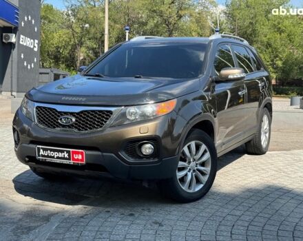 Коричневый Киа Соренто, объемом двигателя 2.2 л и пробегом 156 тыс. км за 13990 $, фото 1 на Automoto.ua