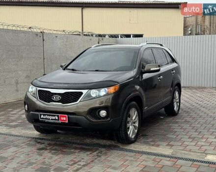 Коричневый Киа Соренто, объемом двигателя 2.2 л и пробегом 156 тыс. км за 12990 $, фото 1 на Automoto.ua