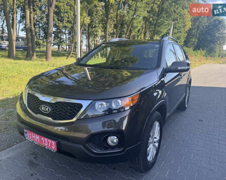 Коричневий Кіа Соренто, об'ємом двигуна 2.2 л та пробігом 205 тис. км за 15700 $, фото 1 на Automoto.ua