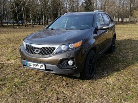 Коричневий Кіа Соренто, об'ємом двигуна 2.2 л та пробігом 324 тис. км за 12500 $, фото 1 на Automoto.ua