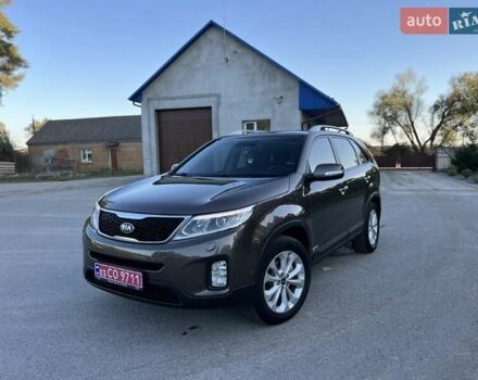 Коричневий Кіа Соренто, об'ємом двигуна 2.2 л та пробігом 217 тис. км за 17600 $, фото 1 на Automoto.ua