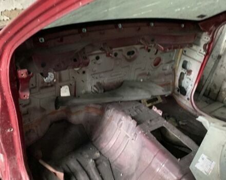 Красный Киа Соренто, объемом двигателя 0.25 л и пробегом 125 тыс. км за 1750 $, фото 1 на Automoto.ua