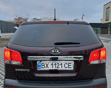 Червоний Кіа Соренто, об'ємом двигуна 2.4 л та пробігом 212 тис. км за 11700 $, фото 10 на Automoto.ua