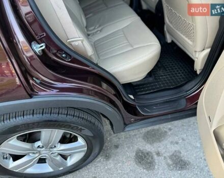 Красный Киа Соренто, объемом двигателя 2.35 л и пробегом 169 тыс. км за 14000 $, фото 24 на Automoto.ua