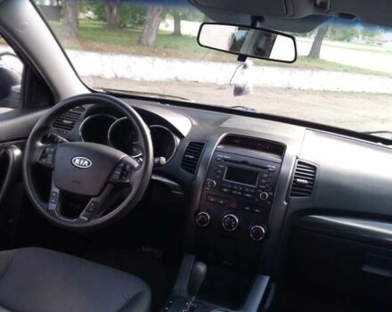 Красный Киа Соренто, объемом двигателя 2.36 л и пробегом 285 тыс. км за 12500 $, фото 20 на Automoto.ua