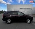 Красный Киа Соренто, объемом двигателя 2.36 л и пробегом 285 тыс. км за 12500 $, фото 3 на Automoto.ua