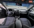 Красный Киа Соренто, объемом двигателя 2.36 л и пробегом 285 тыс. км за 12500 $, фото 7 на Automoto.ua