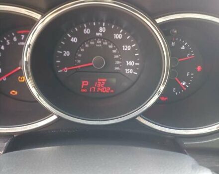 Красный Киа Соренто, объемом двигателя 2.36 л и пробегом 285 тыс. км за 12500 $, фото 23 на Automoto.ua