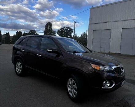 Красный Киа Соренто, объемом двигателя 2.36 л и пробегом 285 тыс. км за 12500 $, фото 1 на Automoto.ua