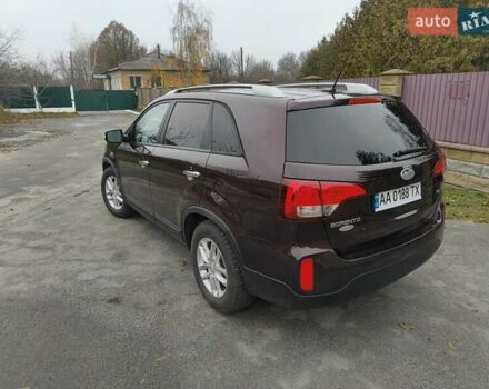 Красный Киа Соренто, объемом двигателя 2.36 л и пробегом 200 тыс. км за 12500 $, фото 11 на Automoto.ua