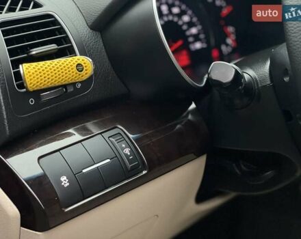 Червоний Кіа Соренто, об'ємом двигуна 2.4 л та пробігом 198 тис. км за 12500 $, фото 12 на Automoto.ua