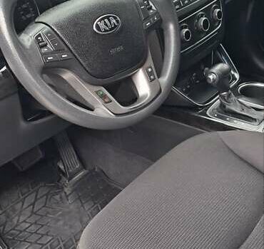 Кіа Соренто 2013 у Тернополі на Automoto.ua Червоний Кіа Соренто, об'ємом двигуна 2.36 л та пробігом 180 тис. км за 13200 $, фото 10 на Automoto.ua