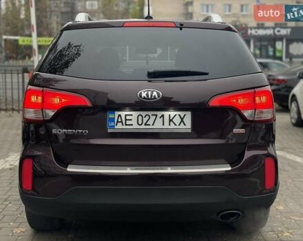 Червоний Кіа Соренто, об'ємом двигуна 2.4 л та пробігом 198 тис. км за 12500 $, фото 4 на Automoto.ua